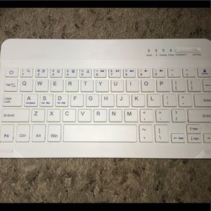 Bluetooth keyboard